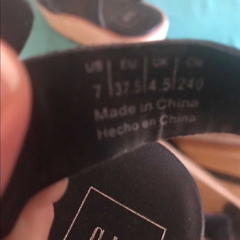 Espadrilles - Picture 6 of 6